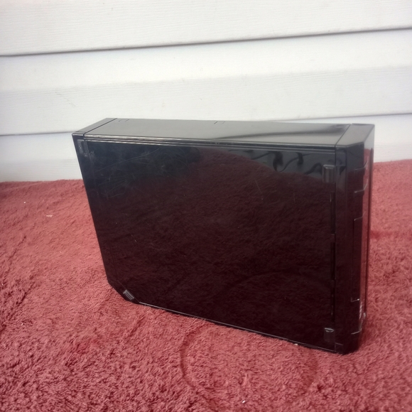 Wii Black Console with New Super Mario Brothers Wii and Music CD - Picture 9 of 14